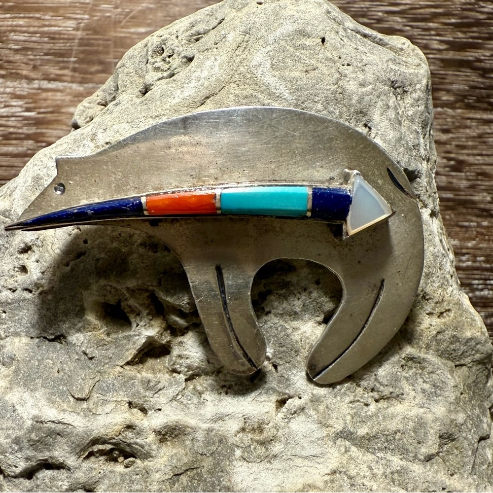 Vintage Native Barney Inlay Sterling Bear Pin